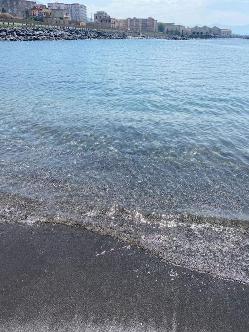 R&f A 50mt Dalla Metro * Naples